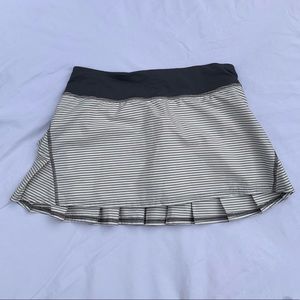 Lululemon Cream/grey skort size 6